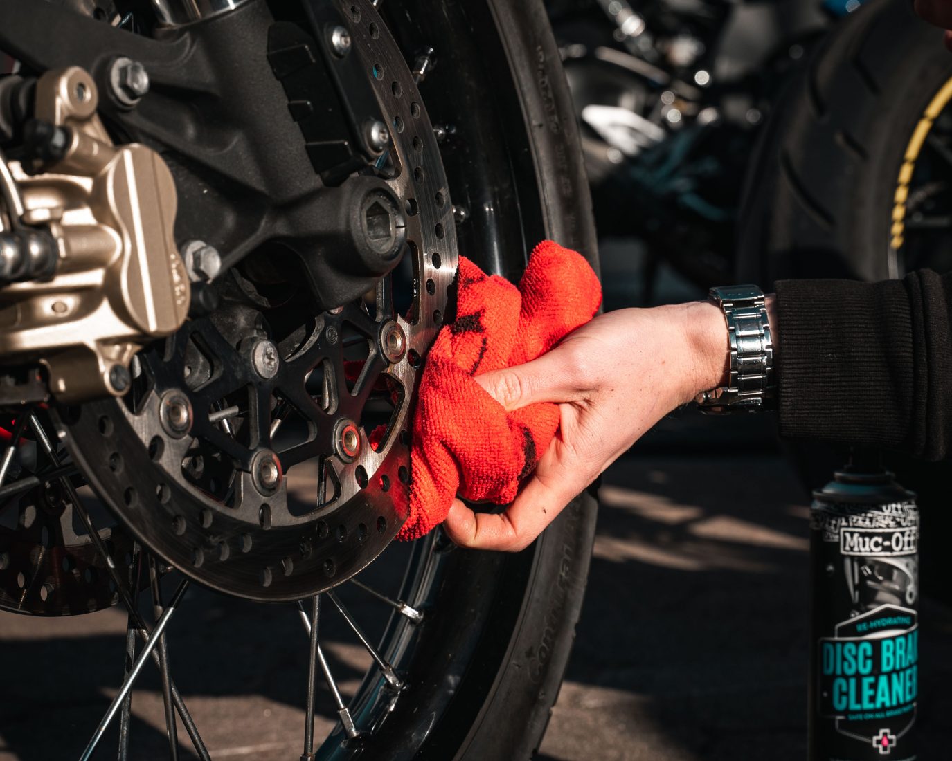 Motor Schoonmaken: Je Motor Schoon In 5 Stappen - MKC Moto