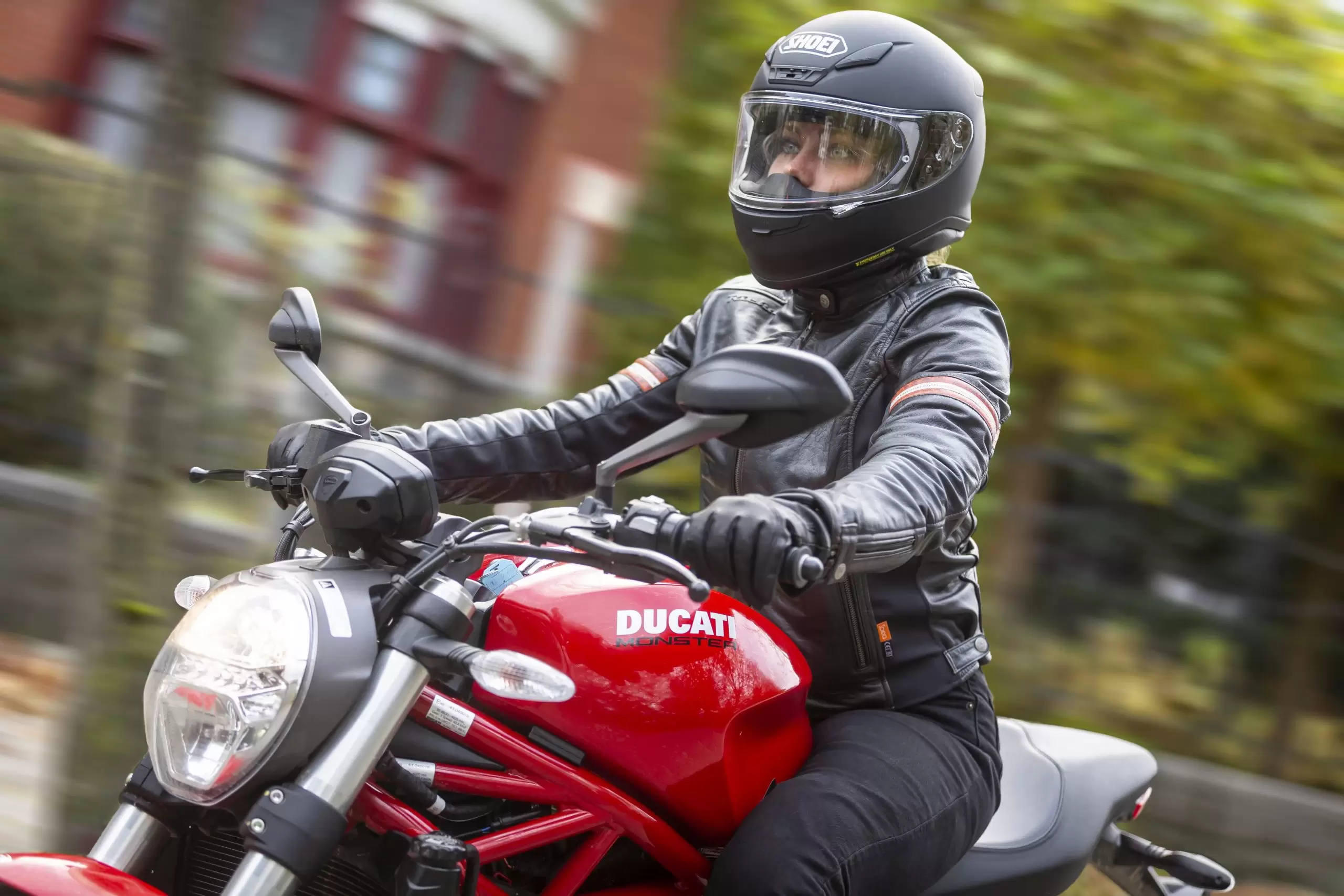 hoog Regelmatigheid voordeel Dames motorjassen: het overzicht met de beste motorjassen voor starters